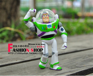 BUZZ LIGHT YEARS