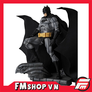 MAFEX BATMAN HUSH (BLACK VER)