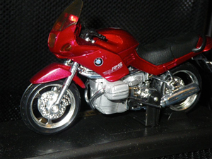 1:18 MAISTO MOTORCYCLE BMW R1100RS