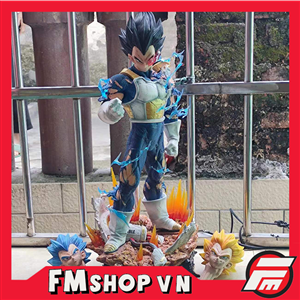 MÔ HÌNH PVC VEGETA 3 HEAD FAKE