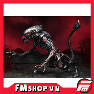 NECA NIGHT COUGAR ALIEN WITH MAGNETIC KAMIKAZE PARASITE