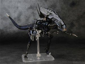 REVOLTECH ALIEN QUEEN