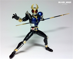 SHF KAMEN RIDER AGITO STORM FORM LIKE NEW (JPV)