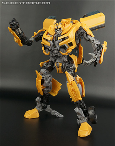 TRANSFORMER LEADER BUMBLEBEE