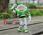 BUZZ LIGHT YEARS