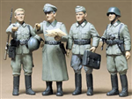 TAMIYA 1/35 IDENTICAL SCALE GERMAN ARMY OFFICER