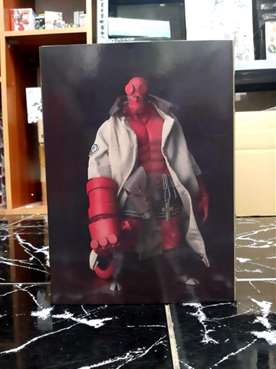 Mua bán 1000 TOYS HELLBOY