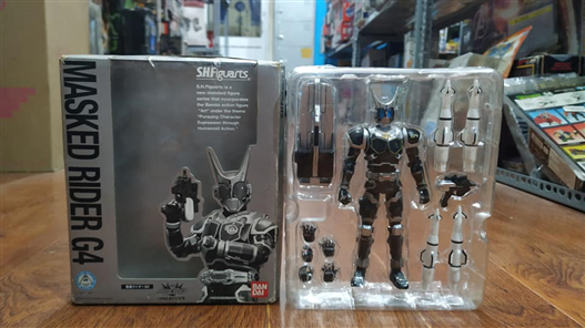 Mua bán SHF KAMEN RIDER G4 2ND (TRẦY SƠN, THIẾU DÂY BAZOKA)