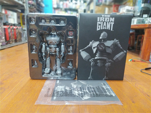 Mua bán SENTINEL IRON GIANT 019 LIKE NEW