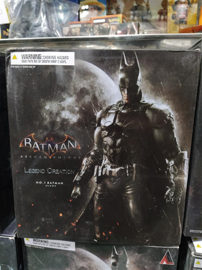 Mua bán PLAY ARTS KAI BATMAN ARKHAM KNIGHT FAKE