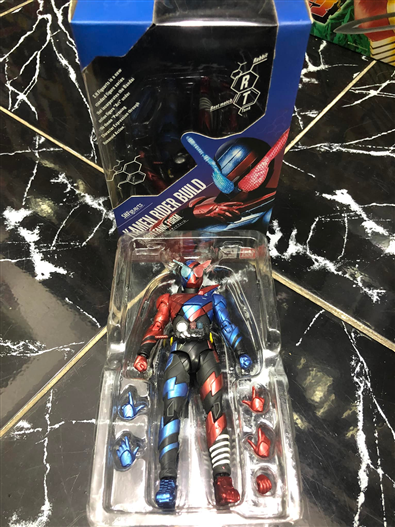 Mua bán SHF KAMEN RIDER BUILD 2ND (GIÁP KHỦYU TAY TANK ĐÚC)