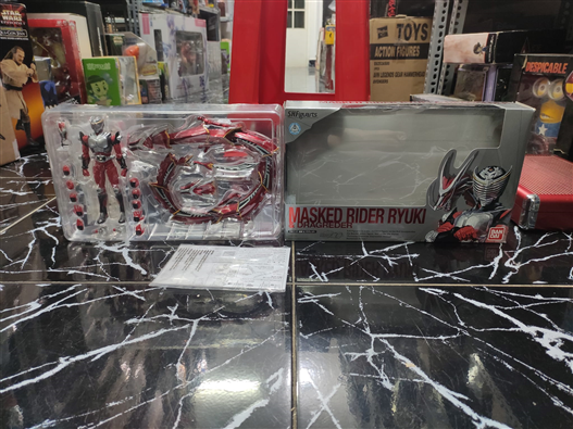 Mua bán (JPV) SHF KAMEN RIDER RYUKI & DRAGREDDER LIKE NEW