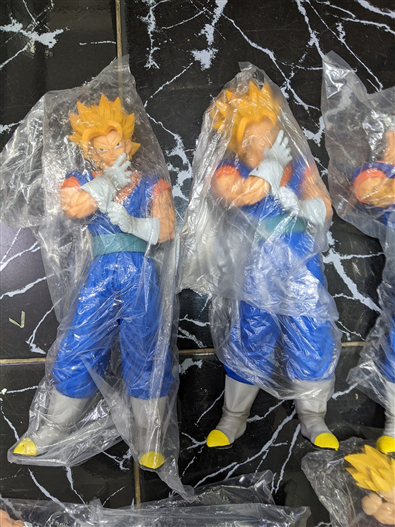 Mua bán PVC VEGITO SSJ FAKE