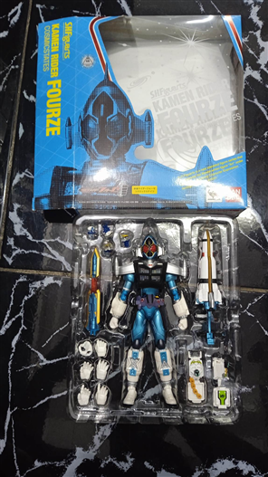 Mua bán (JPV) SHF KAMEN RIDER FOURZE COSMIC STATES 2ND