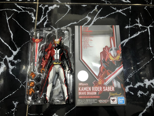 Mua bán SHF KAMEN RIDER SABER BRAVE DRAGON 2ND