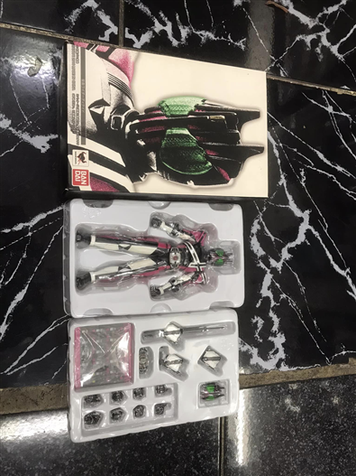 Mua bán SHF KAMEN RIDER DECADE 2ND (giáp vai lỏng, có keo giáp vai)