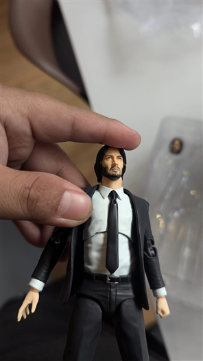 Mua bán (2ND - THIẾU CHÓ, TRẦY) MAFEX NO.085 JOHN WICK: CHAPTER 2