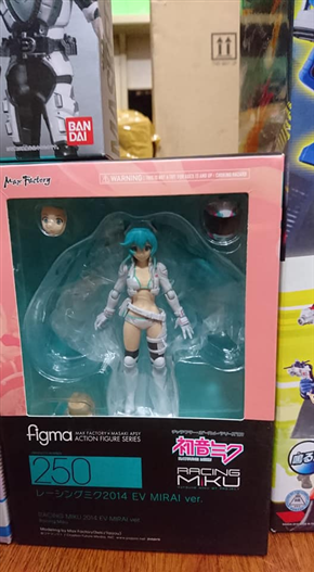 Mua bán FIGMA RACING MIKU 2014 EV MIRAI VER LIKE NEW