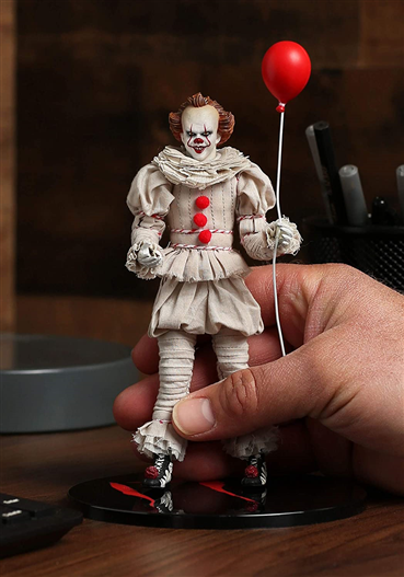 Mua bán MEZCO IT PENNYWISE 2ND