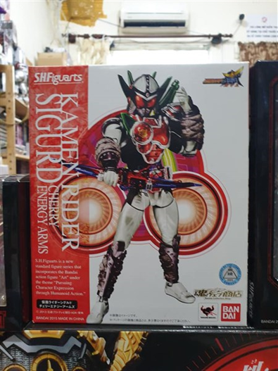 Mua bán SHF KAMEN RIDER SIGURD CHERRY ENERGY ARM 2ND