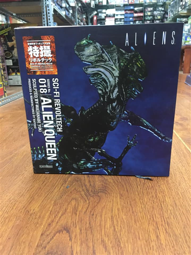 Mua bán REVOLTECH ALIEN QUEEN