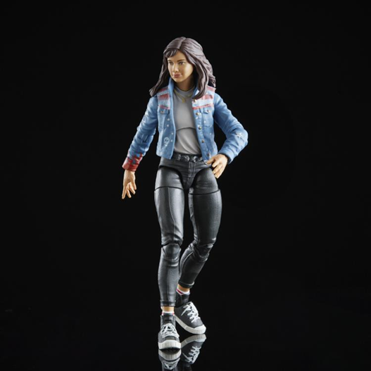 Mua bán (US VER) MARVEL LEGENDS AMERICA CHAVEZ (MOM)