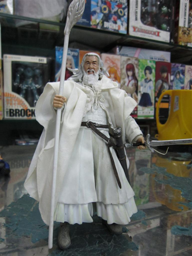 Mua bán 6 INCH GANDALF LORD OF THE RING WHITE WIZARD
