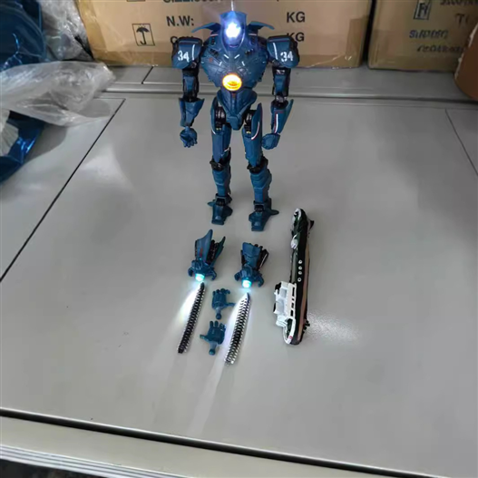 Mua bán NECA GIPSY DANGER ULTIMATE KÈM LED FAKE