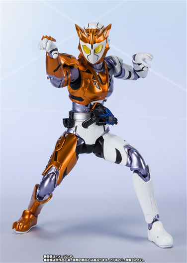 Mua bán SHF KAMEN RIDER VALKYRIE RUSHING CHEETAH