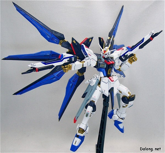 Mua bán MG STRIKE FREEDOM GUNDAM