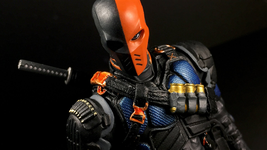 Mua bán DC COLLECTIBLES DEATH STROKE