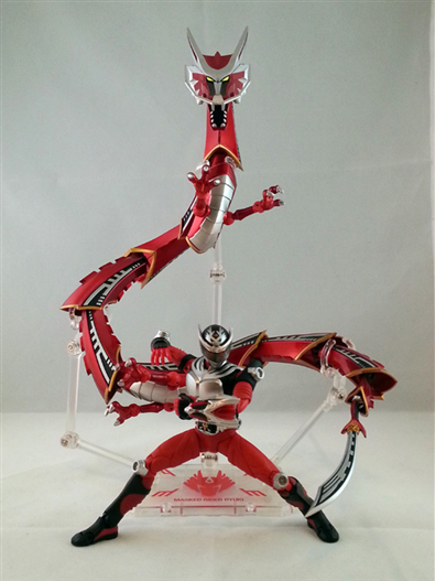 Mua bán SHF KAMEN RIDER RYUKI 2ND(PHAI KHUỶNH TAY+THIẾU 1 BÀN TAY)